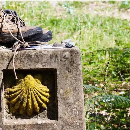 אכסניה Pause Ton Sac # Relais Saint Jacques #venez Chez Nous קונדום