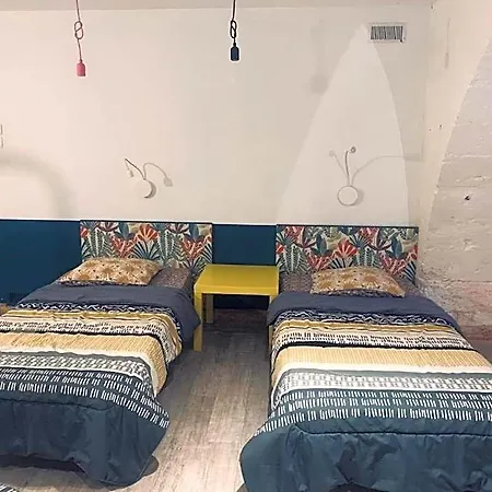 Pause Ton Sac Hostel Condom